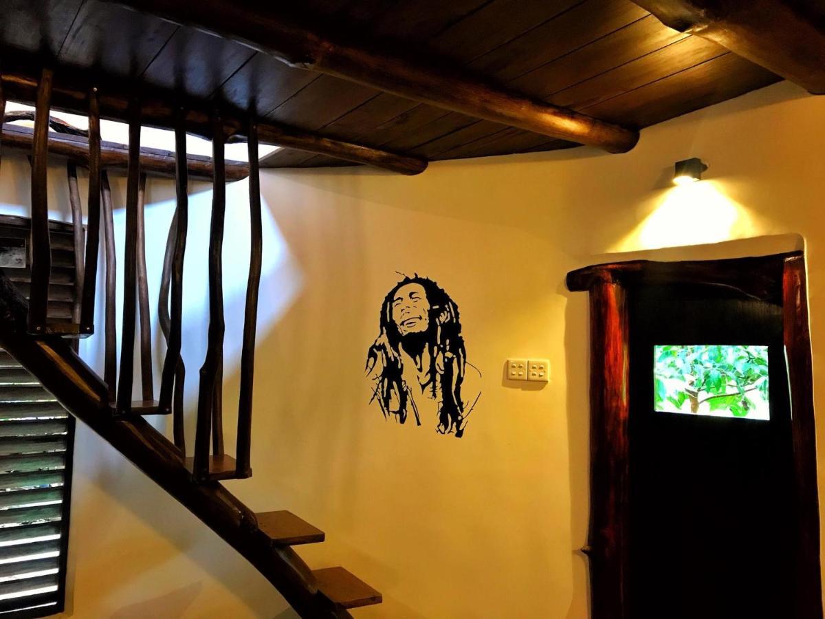 Earth House Sri Lanka Villa Neboda Exteriör bild